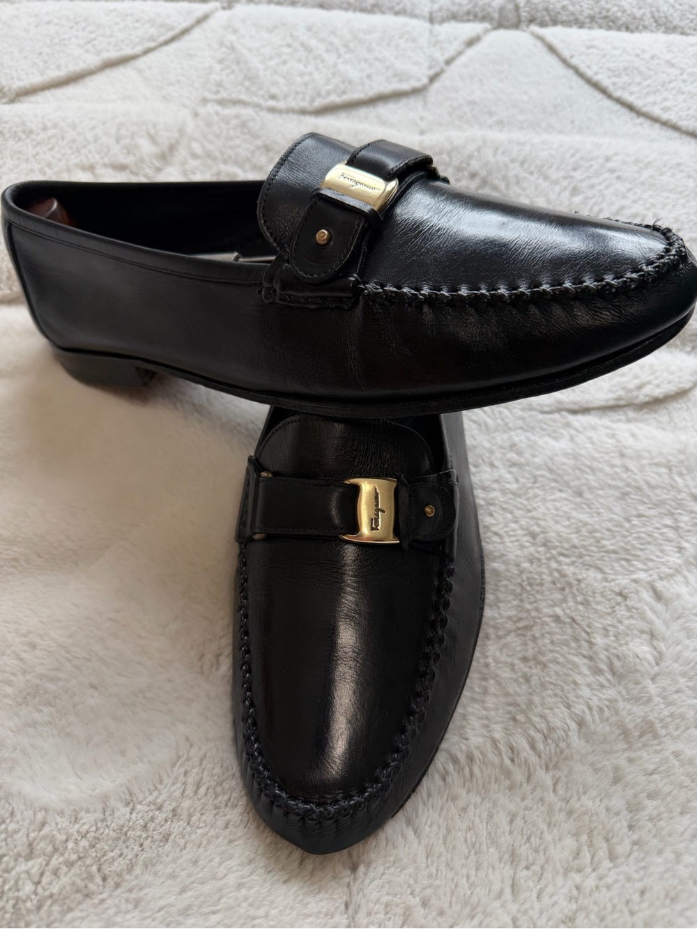$895 Salvatore Ferragamo Black Leather Buckle Strap Gold Bit Loafers 10.5
